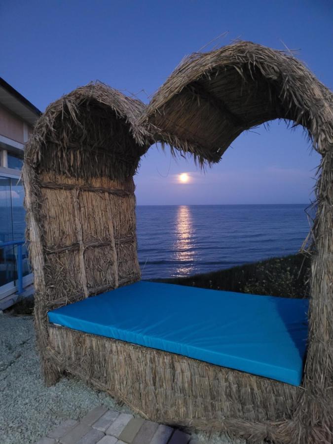 Breathe Hotell Vama Veche Exteriör bild